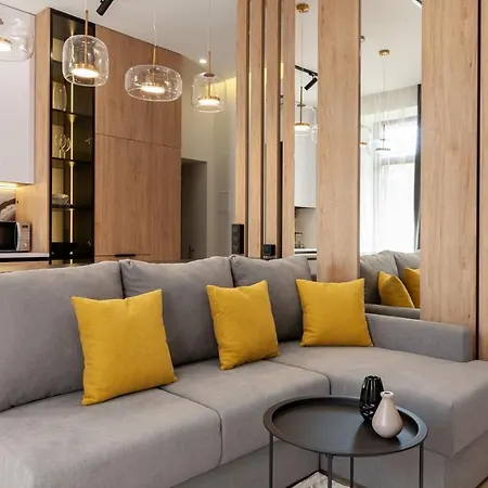 Royal Romantic With Bathtub Apartment *