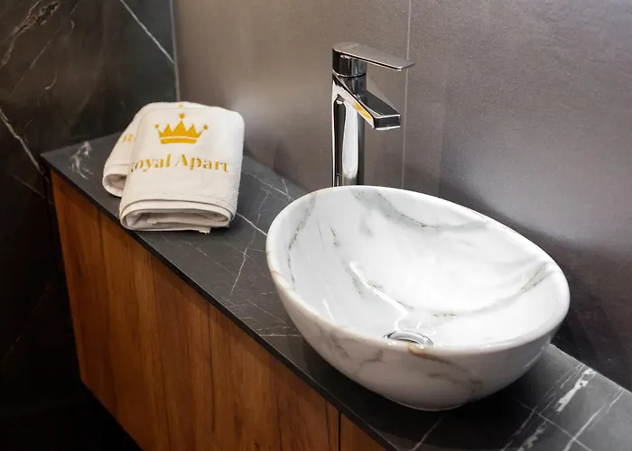 Апартаменты Royal Romantic With Bathtub Львов