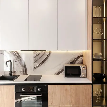 شقة Royal Romantic With Bathtub